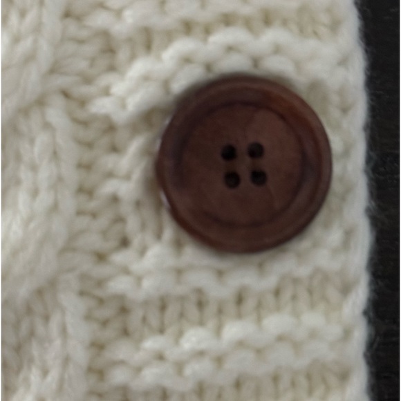 XMWEALTHY SWEATER CABLE KNIT HOODED BABY BUNTING - Picture 4 of 6